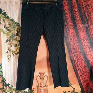 NWOT: The Limited 14 Black Pinstriped Drew Fit Career Pants
